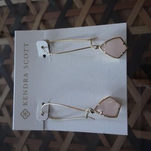 Kendra Scott Carinne Earrings in Rose Quartz and goldtone